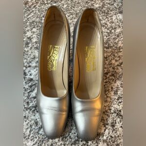 Salvatore Ferragamo Silver/pewter Block heels sz 10 B